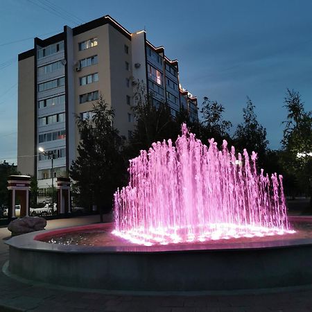 1 комнатная квартира в самом центре Костанай Экстерьер фото