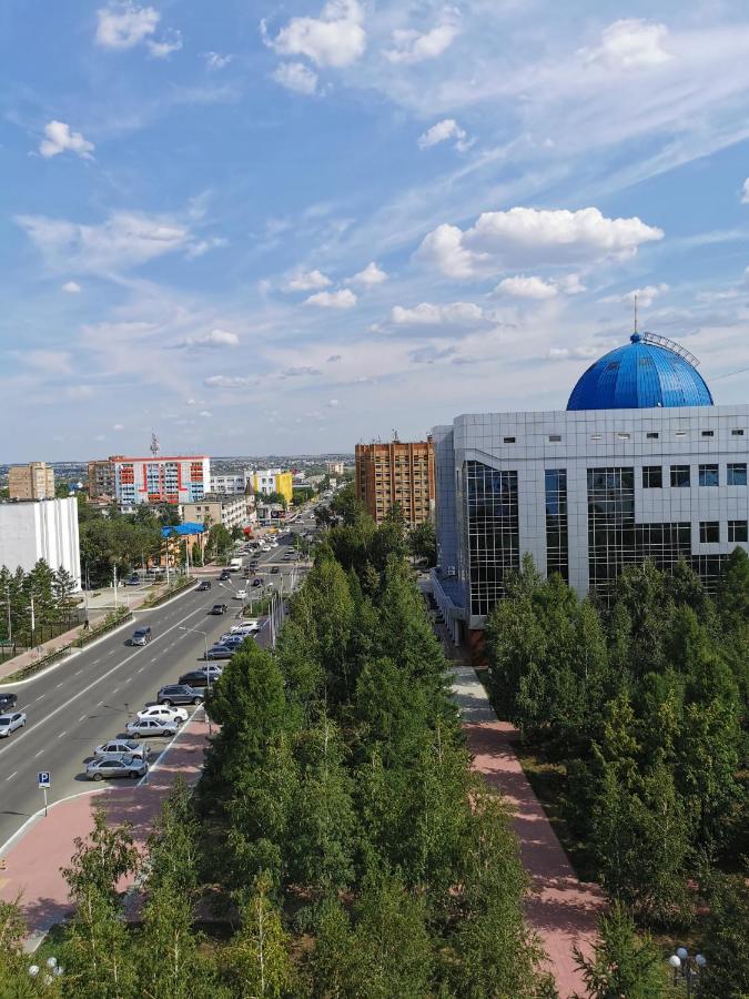 1 комнатная квартира в самом центре Костанай Экстерьер фото